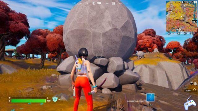 How to easily dislodge a runaway boulder with a sliding kick in Fortnite